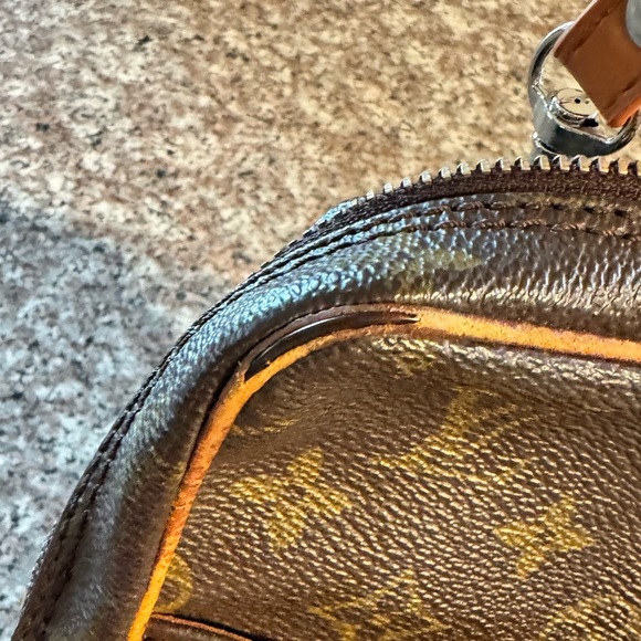 Louis Vuitton
Monogram Mini Danube vintage Crossbody bag - Picture 14 of 15